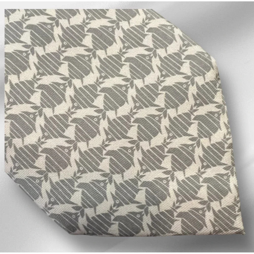 HERMES 100% Silk Vintage Tie, Gray Fish Design 5234SA, Made in France Authentic